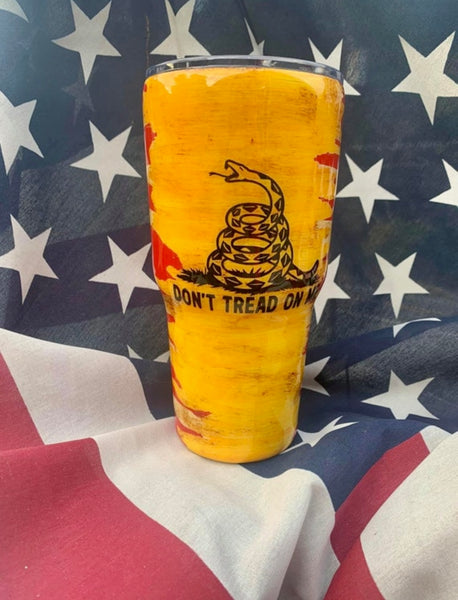 Don’t tread on me/American flag tumbler